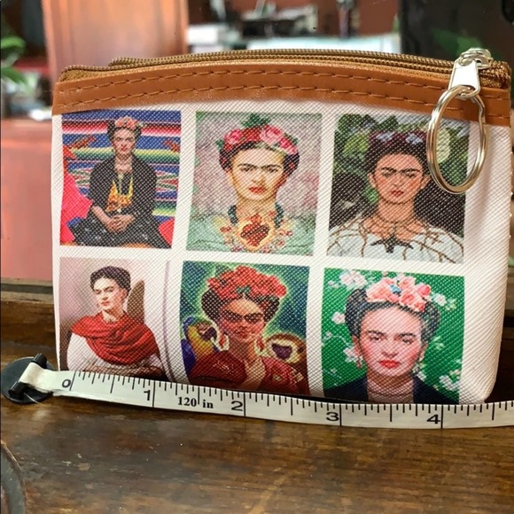 Frida Coin Purse with Keychain - Picture 5 of 6